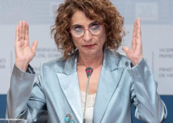 Las CCAA deberán decidir una a una con Hacienda si se acogen al ‘convenio’ para la quita de deuda