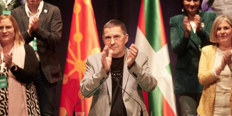 Otegi, reelegido para liderar EH Bildu con el 94,44% de los votos del III Congreso
