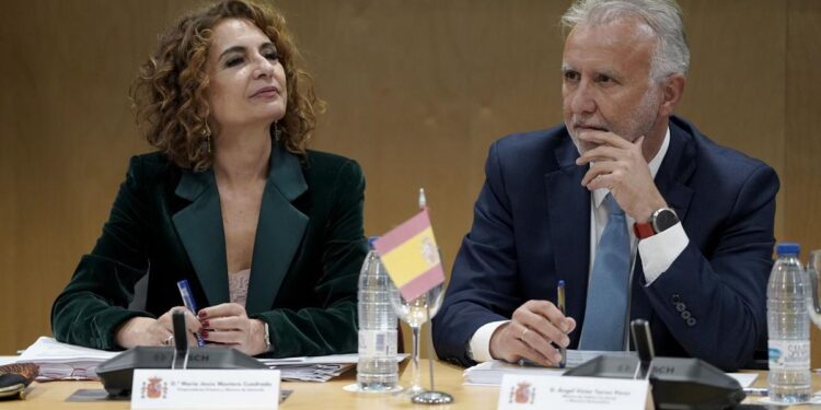 El Gobierno rebaja a ‘numerito hipócrita’ el plante del PP a Montero y ve margen para acordar la quita de la deuda
