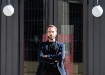 Carlos Granados, director del Festival de Jerez: ‘No se hacen más producciones porque no tengo presupuesto. Ya me gustaría’