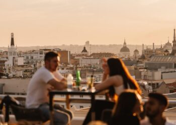 ¿Tu pareja te ha pedido un tiempo? La psicóloga Andrea Vicente apunta tres aspectos que deben quedar claros antes de iniciar esta fase