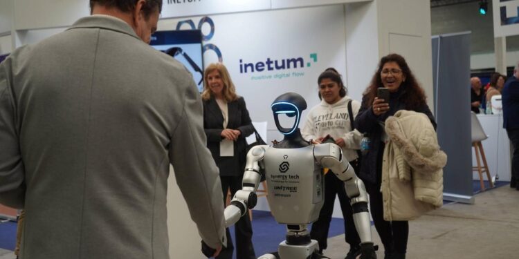 Fitecu en Zamora: de las escayolas mojables, a la medicación en forma de osito de gominola y el humanoide que vale lo que un SUV