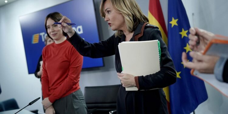 Moncloa descarta la vía de tocar los tramos del IRPF para solventar la crisis con la tributación del SMI