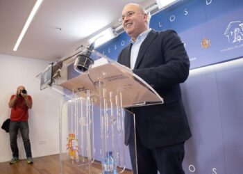 Génova sale en defensa de Ayuso: ‘A veces da la sensación de que nos gobierna la mafia’