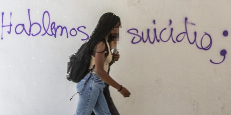 Sanidad y autonomías pactan el primer plan estatal de prevención del suicidio