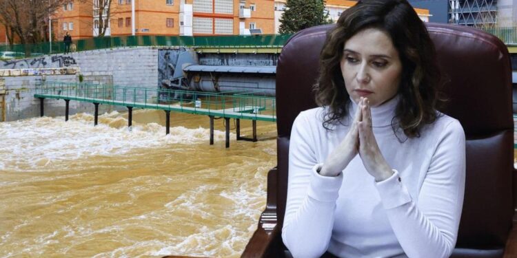 Carreteras cortadas en Madrid tras el desbordamiento del Río Manzanares: la Aemet mantiene la alerta amarilla en la Comunidad
