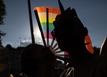 El Supremo confirma medio año de prisión a dos hombres por llamar ‘maricón’ a otro en un bar