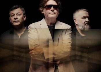 Manic Street Preachers, furia, elegancia y sabiduría en ‘Critical thinking’