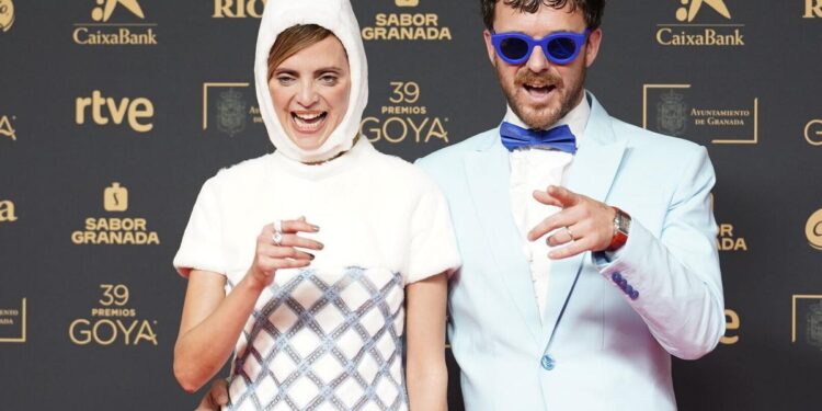 La polémica en torno a Karla Sofía Gascón llega a la alfombra roja: ‘El arte está por encima de todo’