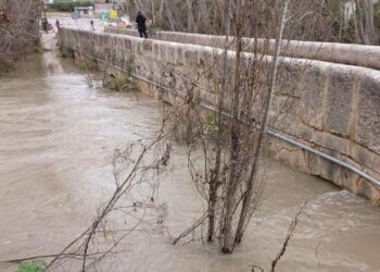 Las crecidas de los ríos continúan provocando estragos en Madrid: el Puente del Molino está en riesgo de colapso
