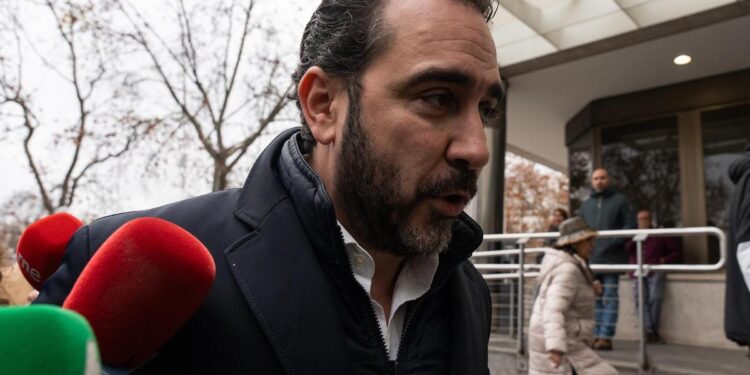 El juez Pedraz pide a Ribera la licencia de hidrocarburos que se concedió a Aldama y descarta vincular a Ábalos