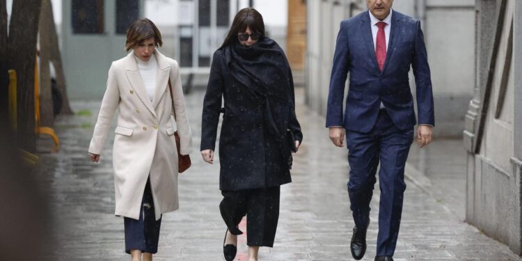 El PP trata de desviar la atención de Mazón y solicita nuevas pruebas sobre los pagos de Ábalos a su expareja Jésica