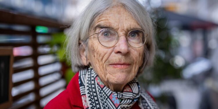 Donna Leon, escritora: ‘La gente se ha vuelto muy ignorante, no sabe nada del pasado’