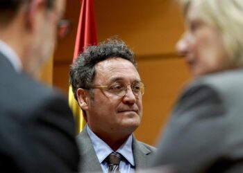 El juez Hurtado atribuye al fiscal general la revelación de datos del novio de Ayuso y retira la imputación a su mano derecha