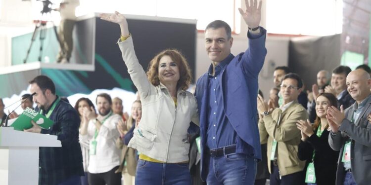 Montero pone al PSOE-A en ‘cuenta atrás’ para las elecciones y pide ‘cabeza alta’ para ‘salir a ganar’