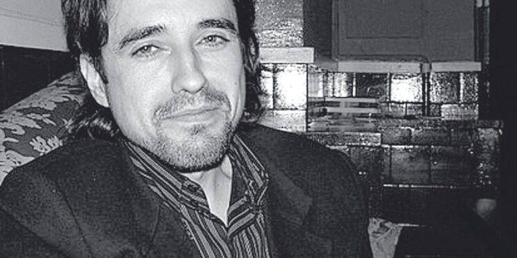 ‘Mecanismos gélidos’, de Toni Montesinos: la ciudad y los libros