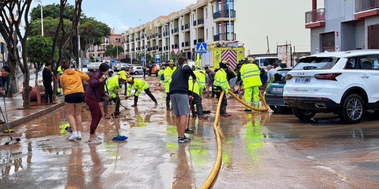 Las lluvias inundan zonas de Telde y Arucas, en Canarias
