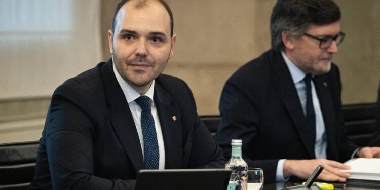 Los acuerdos entre el Gobierno y la Generalitat de Cataluña en 5 claves: de las inversiones a los ‘mossos’ y jueces