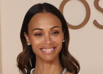 Zoe Saldaña, la reina del ‘blockbuster’ que consiguió esquivar la polémica de ‘Emilia Pérez’, gana su primer Oscar