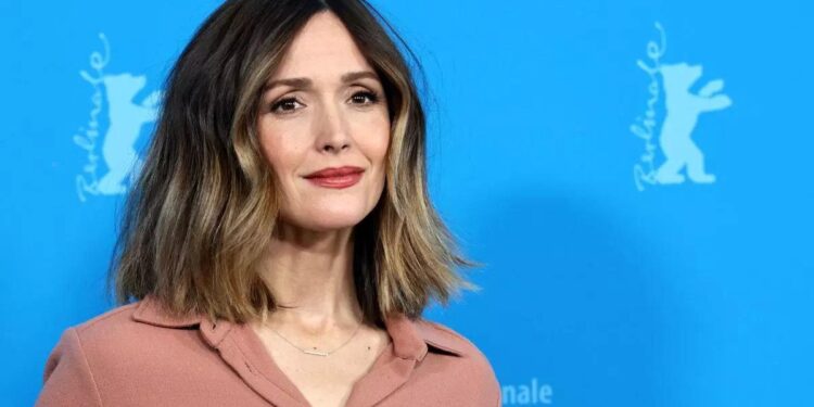 La Berlinale se rinde ante el talento de Rose Byrne