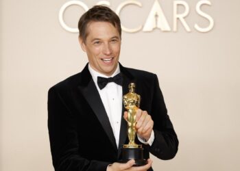 Sean Baker, ganador del mejor director de los Premios Oscar 2025 con la película ‘Anora’