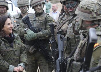 El Gobierno confía en una solución europea para esquivar sus dificultades al elevar el gasto en defensa