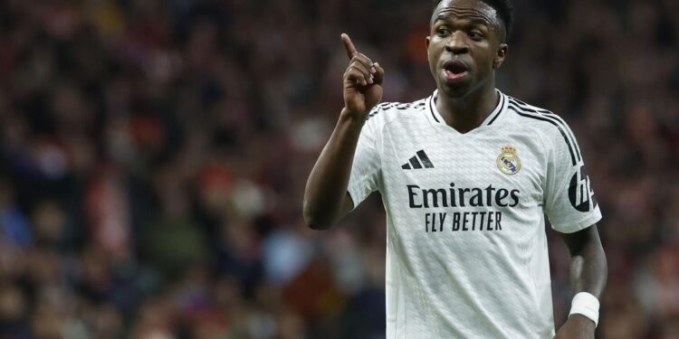 El vestuario del Real Madrid se cansa de Vinicius: ‘No vamos a perder un segundo más con él’