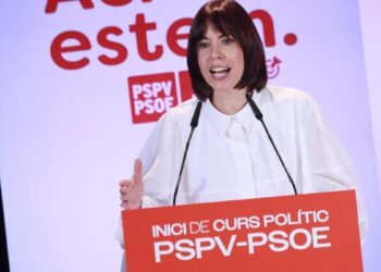 Morant redobla la presión a Feijóo para que ponga fin a ‘la situación insoportable’ de Mazón