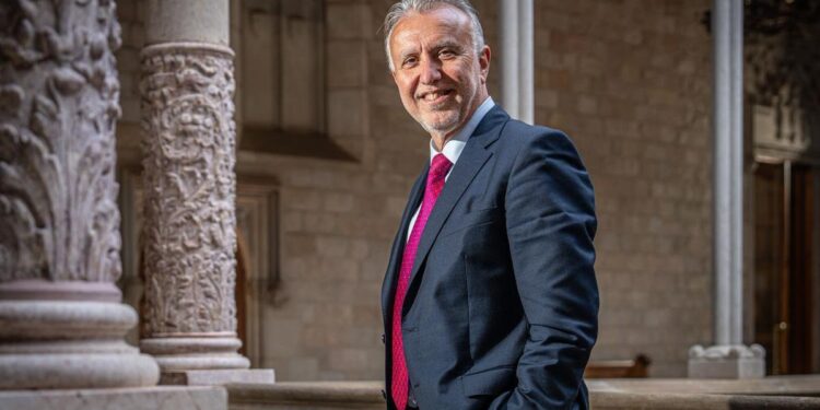 Ángel Víctor Torres: ‘Sería inexplicable y partidista que los presidentes del PP rechazaran la quita del FLA’