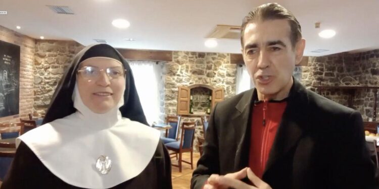 Las exmonjas de Belorado afincadas en Asturias, a punto de abrir su restaurante: ‘Tenemos que vivir, como toda familia’