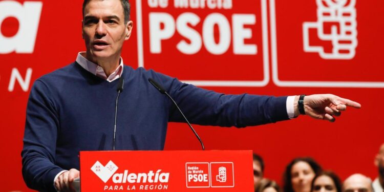Sánchez respalda a Zelenski frente al ‘vasallaje’ que le quiere imponer Trump: ‘Esto no va de tener buenas o malas cartas’
