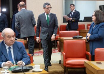 Bolaños reprocha a ERC y Junts sus críticas a la Justicia y pide al PP que no siga las ‘chorradas’ de Vox