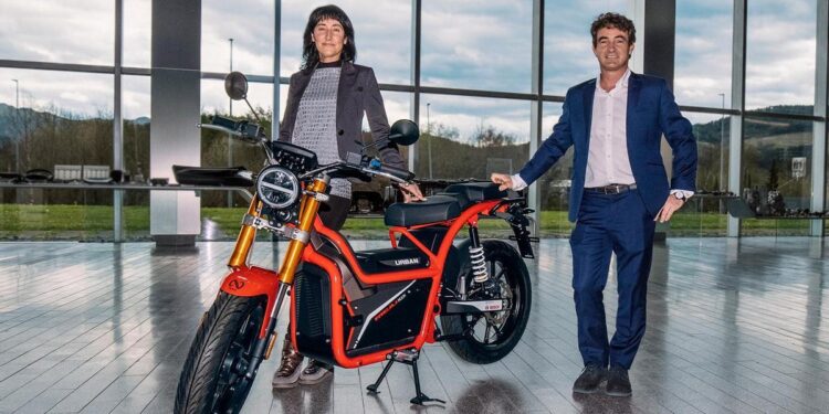 Nuuk Mobility, la firma vasca con motos catalanas que ‘enchufa’ a Burger King