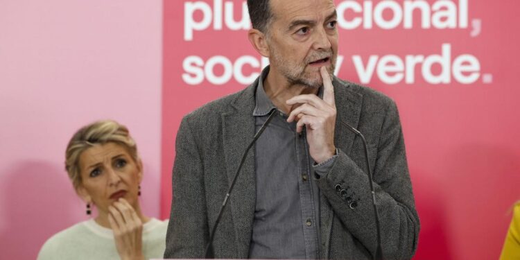 La carrera pacifista en la izquierda agrieta la relación entre IU y Podemos
