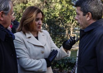 Génova enciende las alarmas ante el riesgo de una guerra en el PP valenciano con Mazón cuestionado