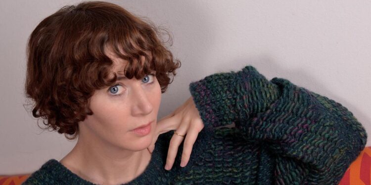 ‘A cuatro patas’, de Miranda July: una ‘road trip’ de liberación feminista