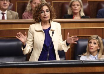 El Gobierno deja en manos del Congreso que la subida del salario mínimo no grave en el IRPF: ‘Si la cambia, tenemos que asumirlo’