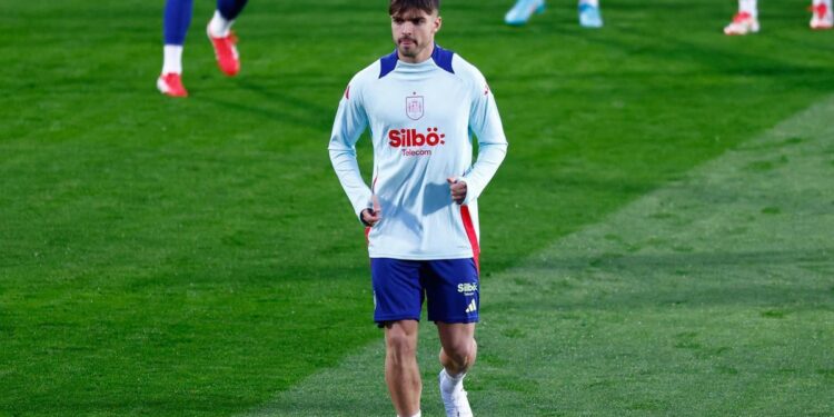 Asencio, descartado para jugar ante los Países Bajos