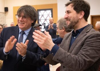 Puigdemont pide que sea el TSJC quien le aplique la amnistía y Vox dice ahora que el 1-O hubo financiación ilegal