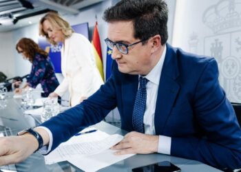 El Gobierno pretende sancionar con hasta 3,5 M vídeos como los del PP de IA sin identificar