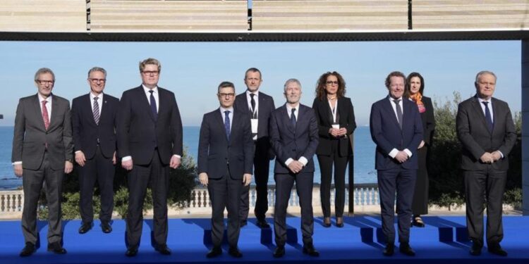 La Europa más atacada por el crimen organizado pide más trabas a las contratas, logística y blanqueo de las mafias