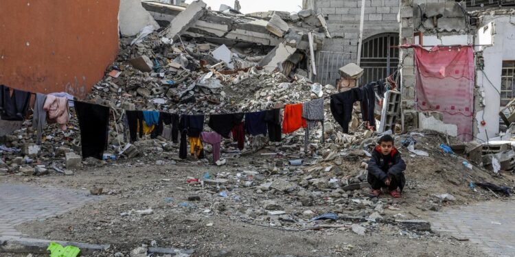 PSOE y PP pactan una iniciativa que respalda incrementar la ayuda humanitaria y a la reconstrucción en Gaza