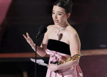 La deslumbrante Mikey Madison gana el Oscar a mejor actriz por ‘Anora’