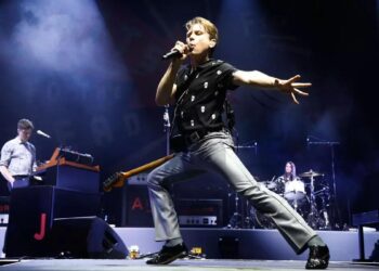 Los discos de Javier Losilla: Cantatas profanas para ahuyentar a los canallas