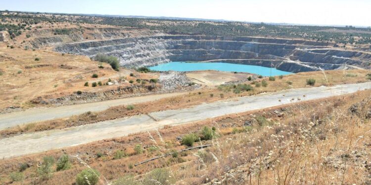 El juicio por la mina de Aznalcóllar: 10 años, 16 investigados y peticiones de archivo de la Fiscalía