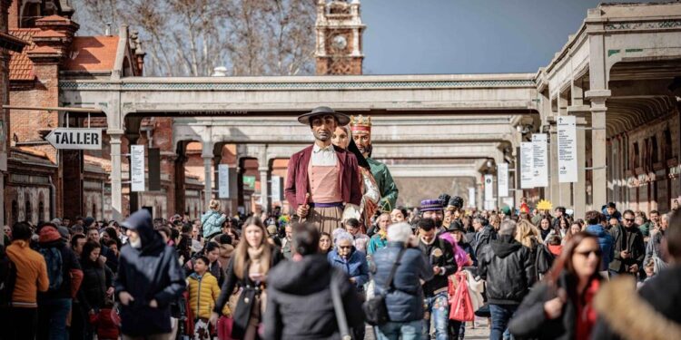 Para pasarlo bien hay que venir al Sur: el epicentro del Carnaval 2025 está en Madrid Río