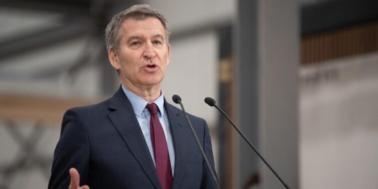 Feijóo rechaza que Sánchez condone la deuda para “pagar el alquiler de la Moncloa” y apuesta por “reestructurarla”