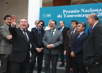 El cineasta Albert Serra y los Criadores de Toros de Lidia se hacen con el primer Premio Nacional de Tauromaquia que no convoca el Ministerio de Cultura