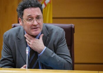 El juez rechaza informar antes al fiscal general de la comisión rogatoria cursada a Irlanda para conocer sus mensajes borrados