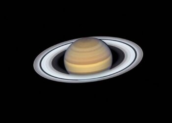 La primavera da comienzo con un inusual fenómeno astronómico: Saturno ‘pierde’ sus anillos este fin de semana